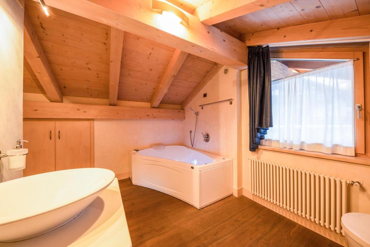 La Pratolina Attico Apartamento Castello-Molina di Fiemme Exterior foto
